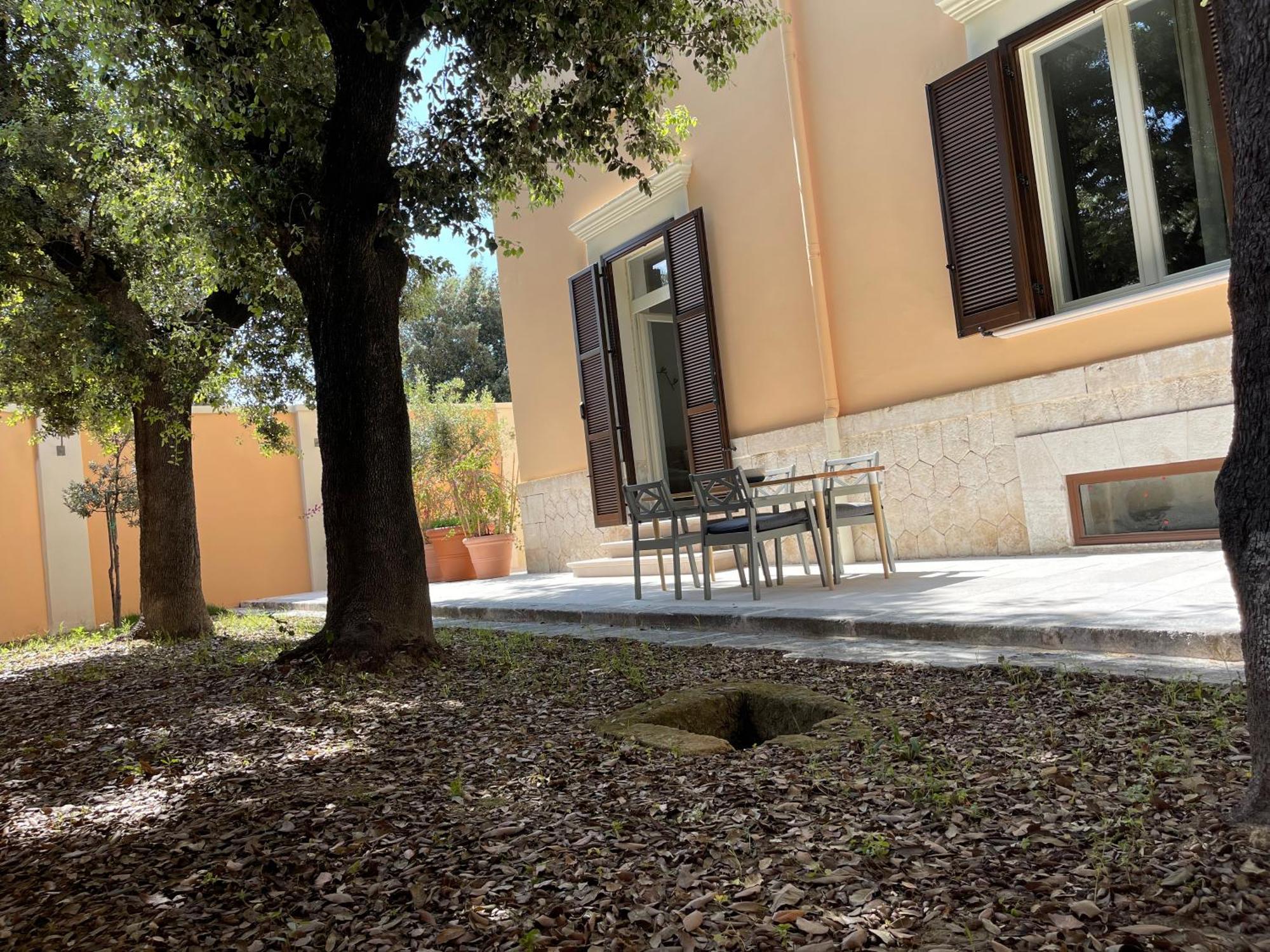 Palazzo Pitagora Hotel Taranto Kültér fotó