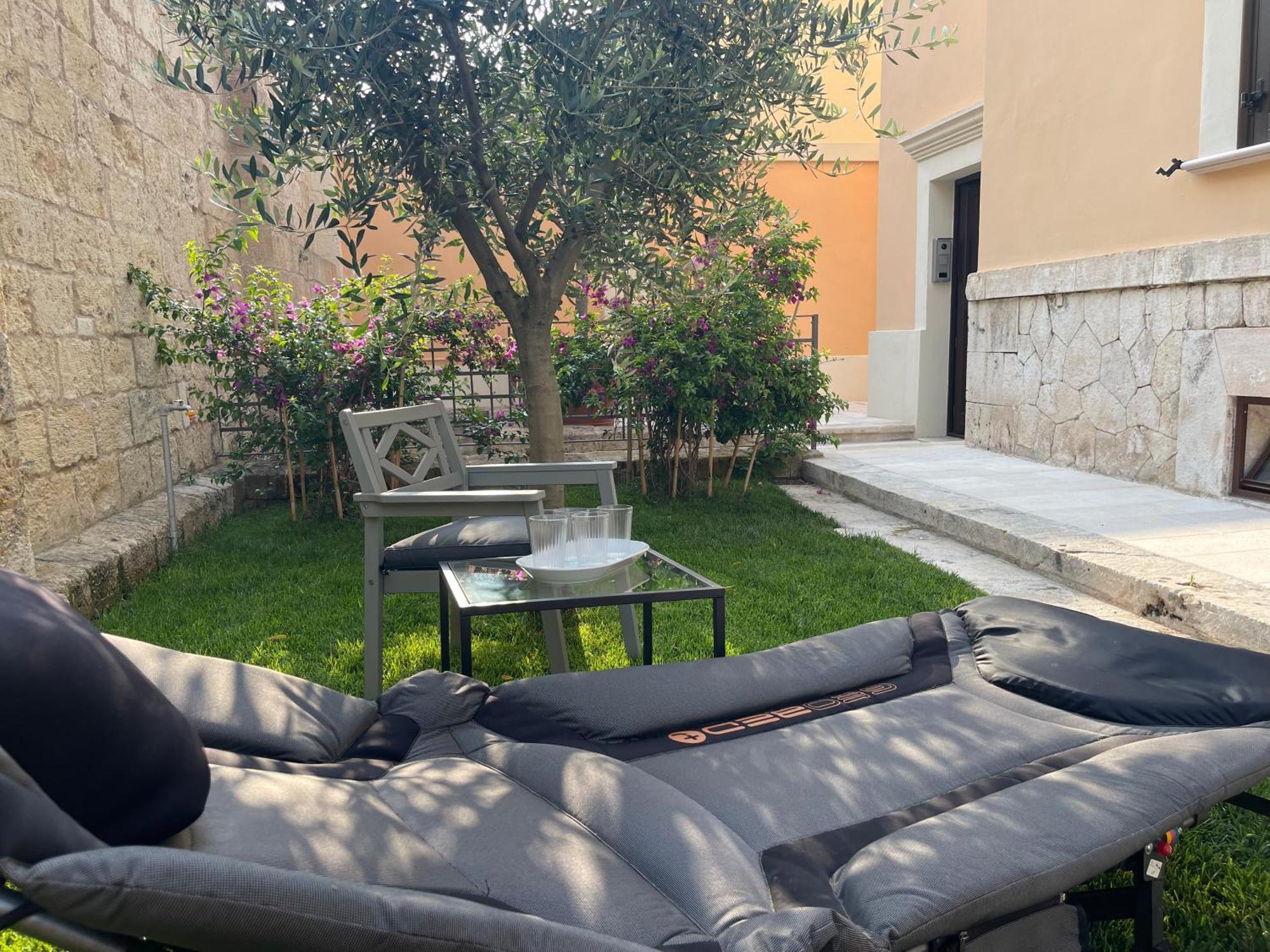 Palazzo Pitagora Hotel Taranto Kültér fotó