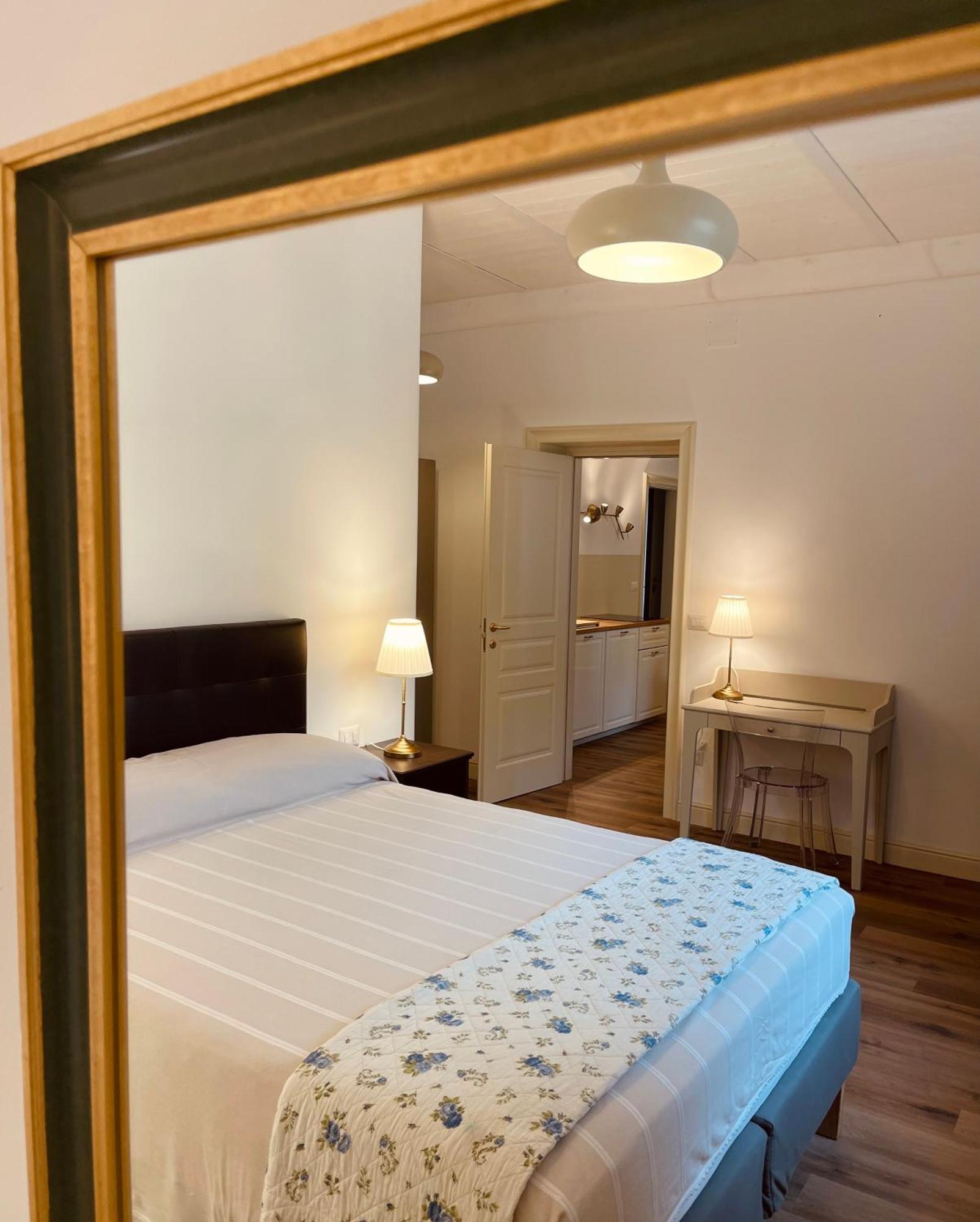 Palazzo Pitagora Hotel Taranto Kültér fotó