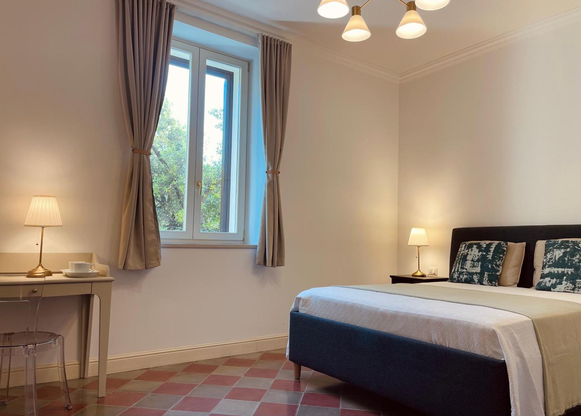 Palazzo Pitagora Hotel Taranto Kültér fotó