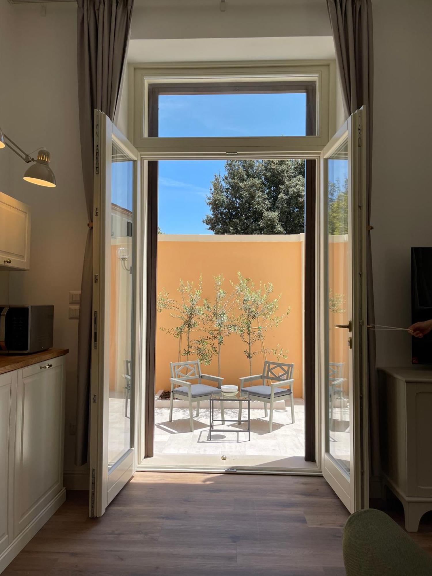 Palazzo Pitagora Hotel Taranto Kültér fotó