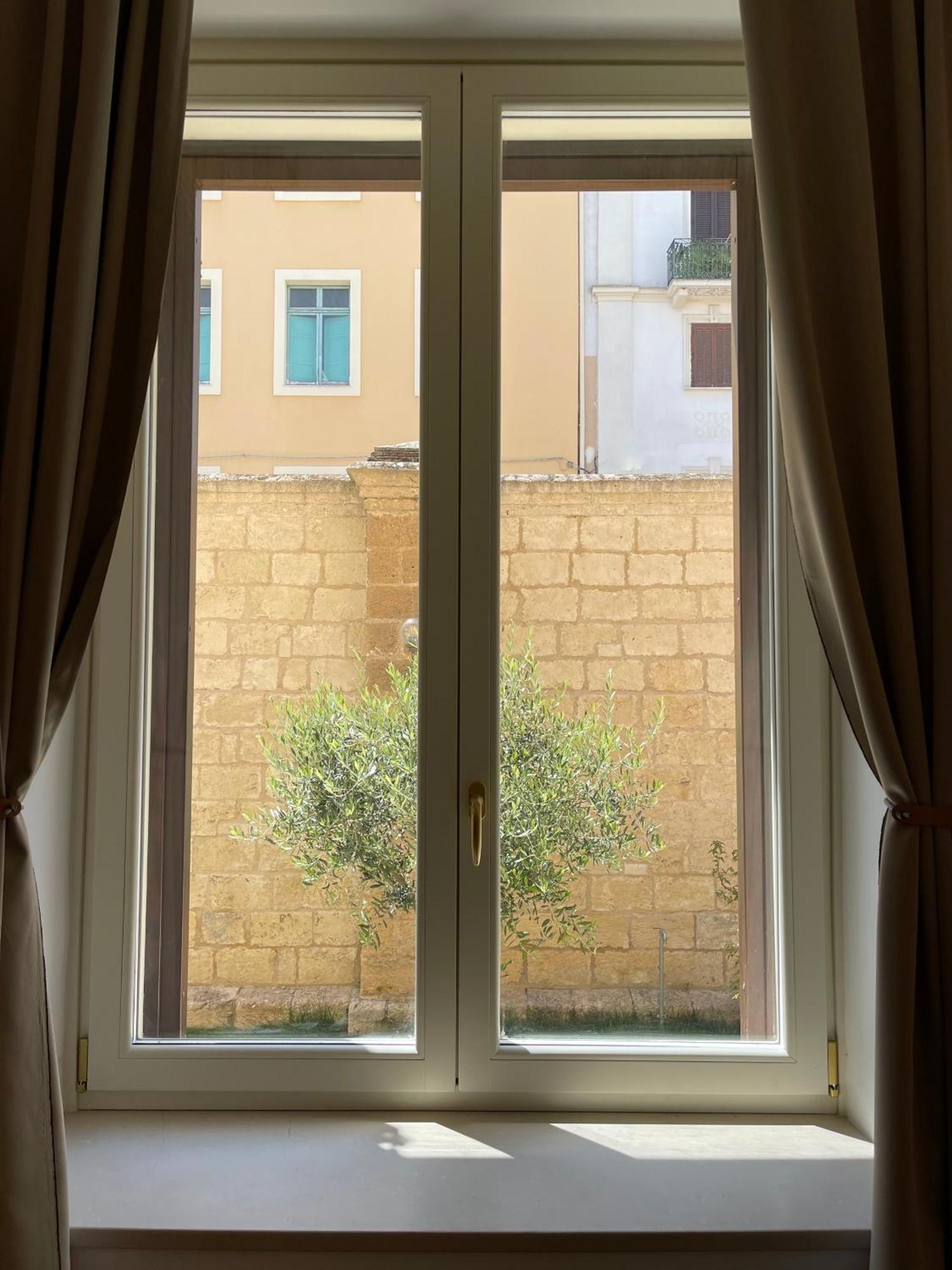 Palazzo Pitagora Hotel Taranto Kültér fotó